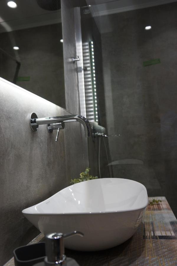 Historic Center Luxury Studio Apartment アテネ エクステリア 写真